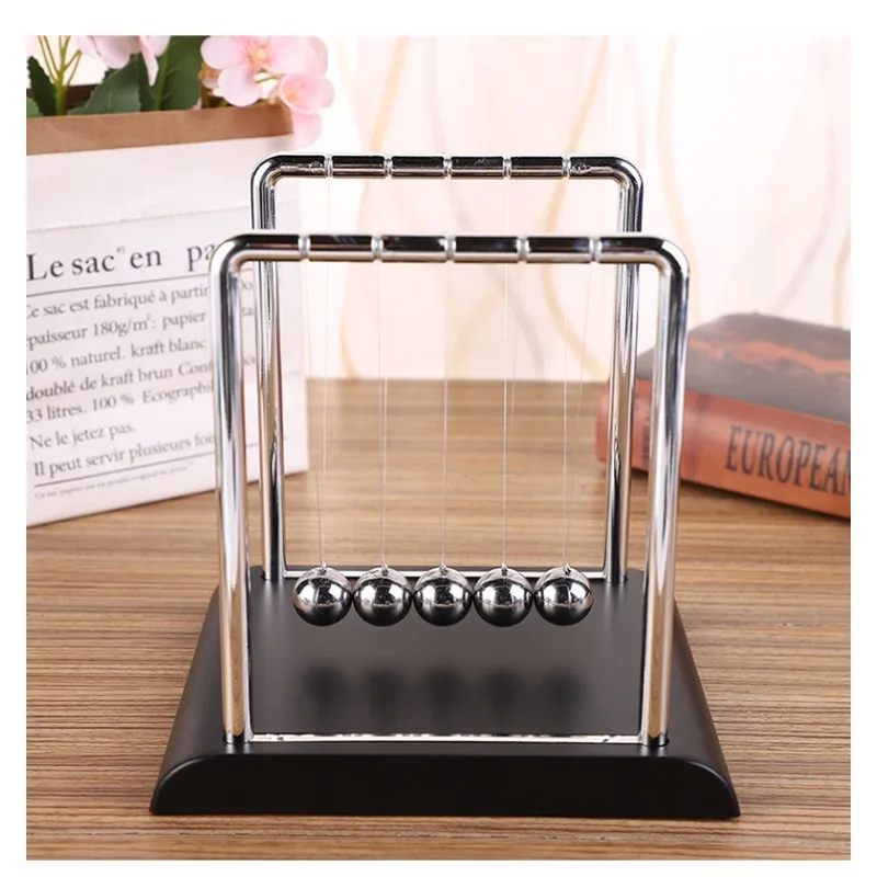 Wahadło Newtona, stalowe kule, – Newton Cradle Large recenzja i cena